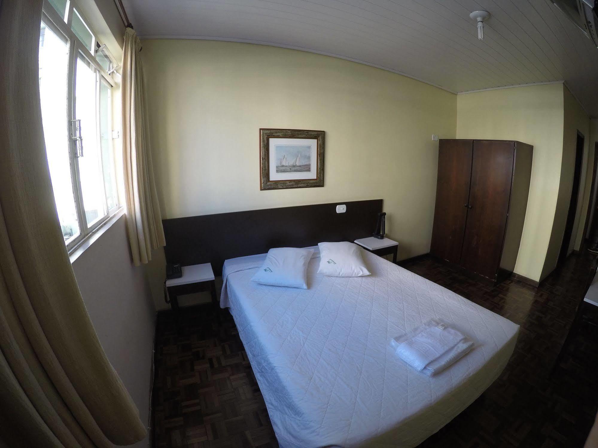 Hotel Meridiano V Curitiba Luaran gambar